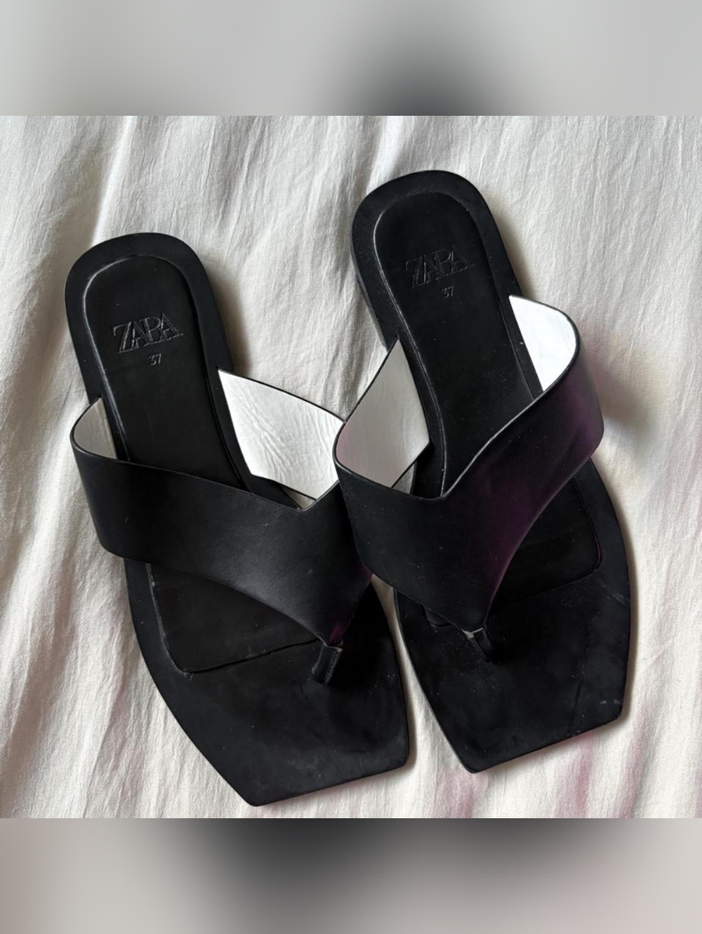 ZARA Black Square-Toe Crisscross Thong Sandals